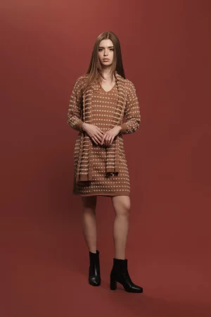 VESTITO SCOLLO V POIS CON PELO F.7 - FF513